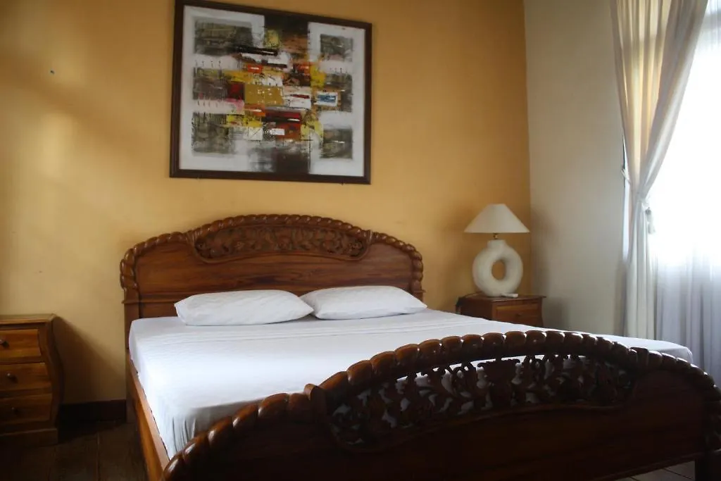 Πανσιόν De Puspa Residence Seminyak